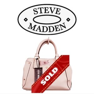 SOLD.......NWT Steve Madden cream color Purse